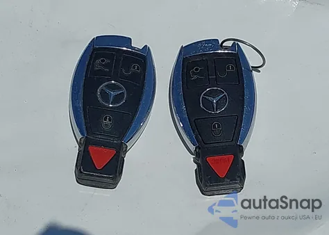 2018 Mercedes-Benz C 300 из США, поврежденный, VIN 55SWF4JB0JU235337